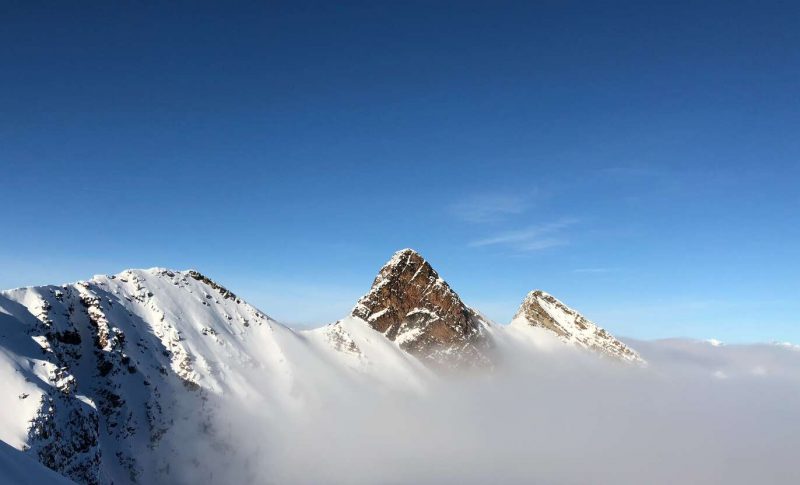 A sunny day in the mountains of Canada